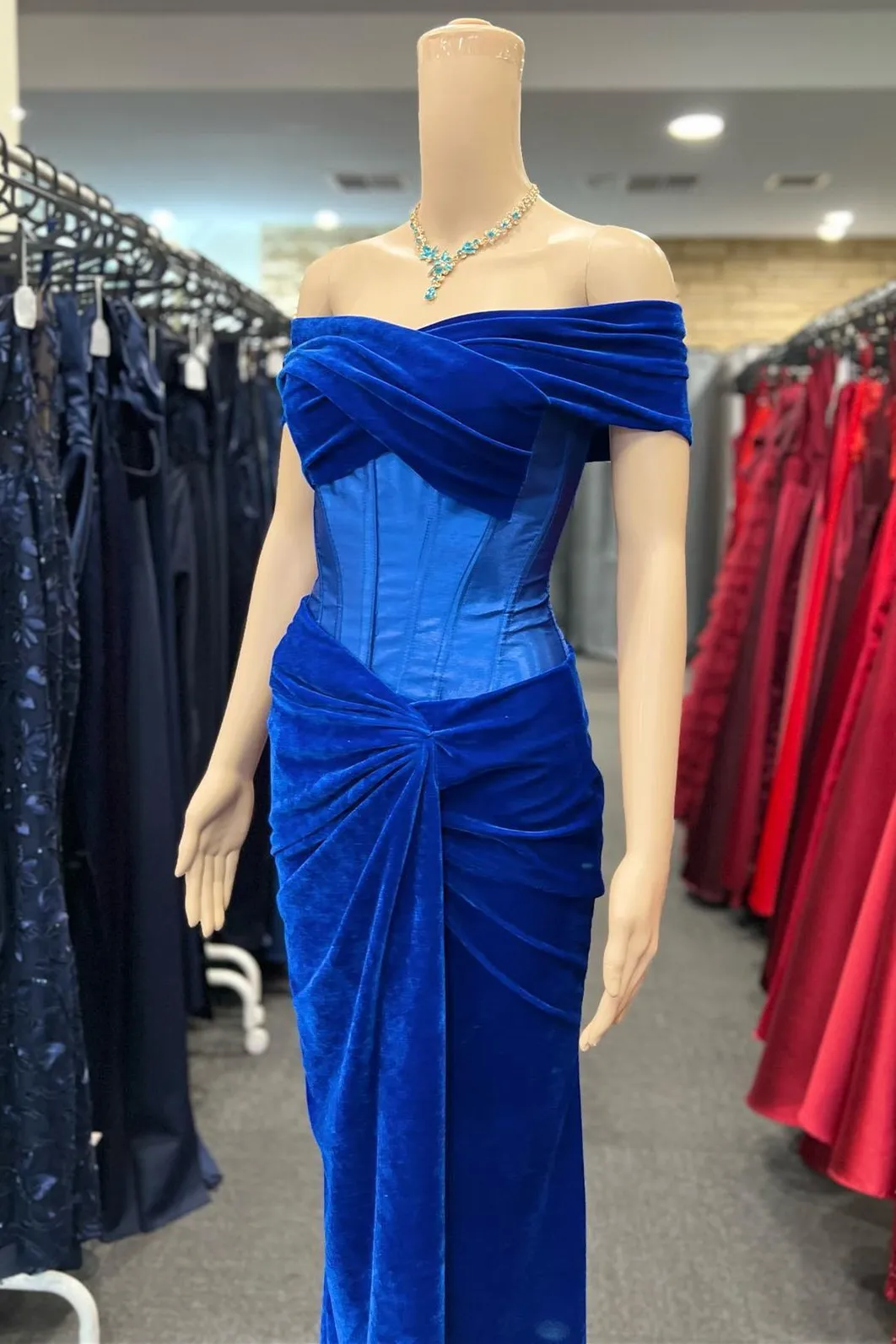 Holla | Royal Blue Velvet Off-the-Shoulder Twist-Knot Sheath Formal Gown