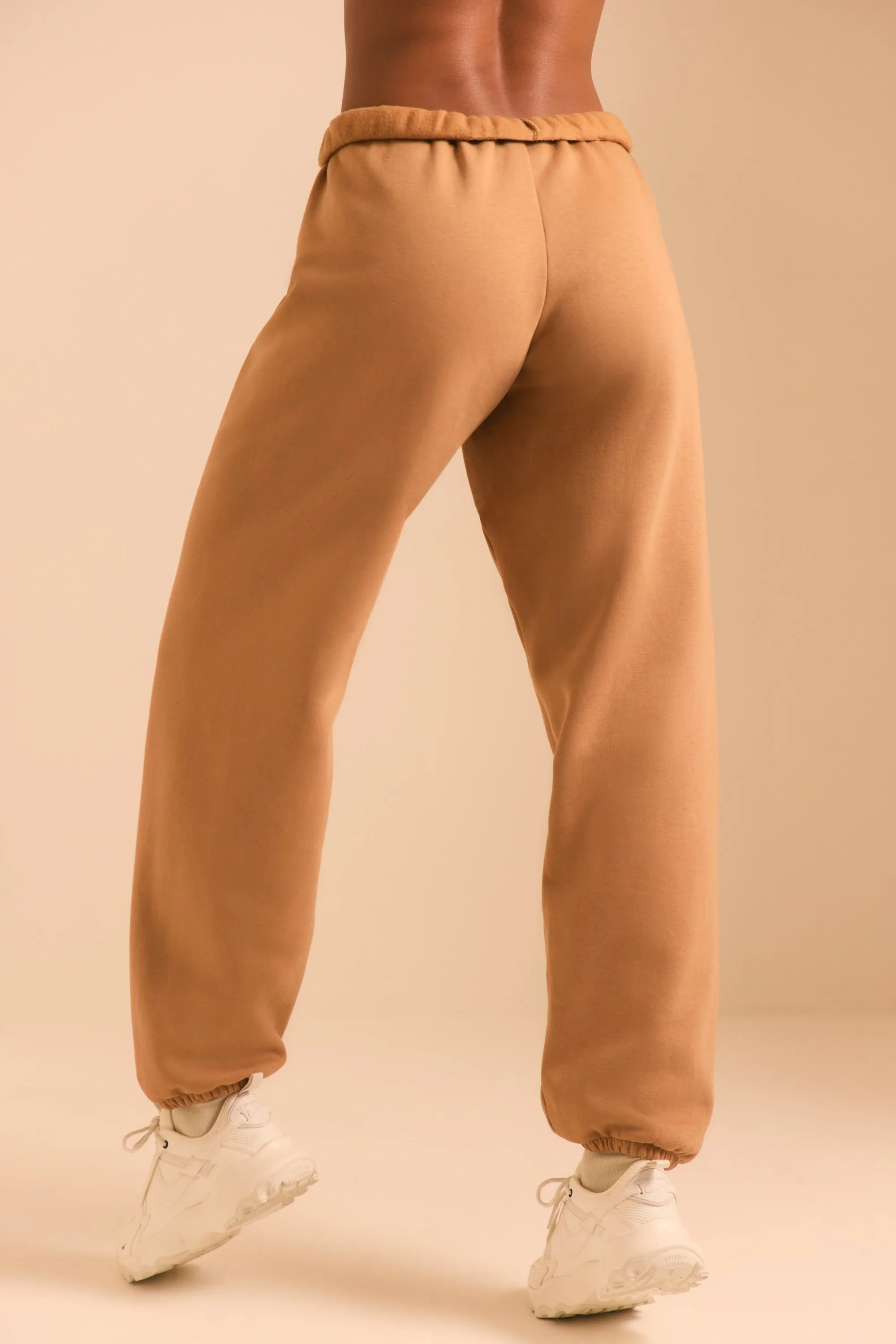 Petite Relaxed Fit Joggers in Chestnut Brown