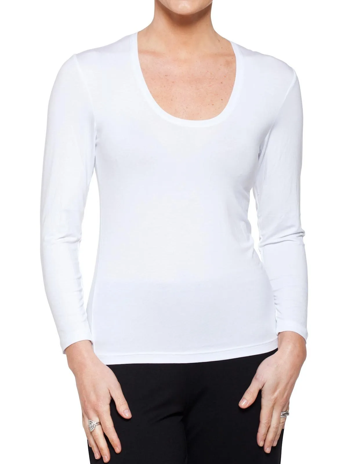 Tani - Scoop Neck Long Sleeve